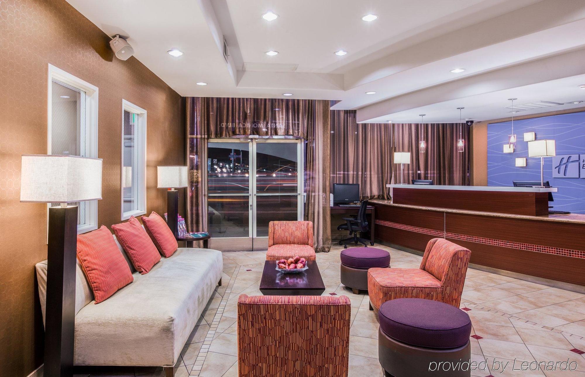 Holiday Inn Express West Los Angeles By Ihg Exterior foto