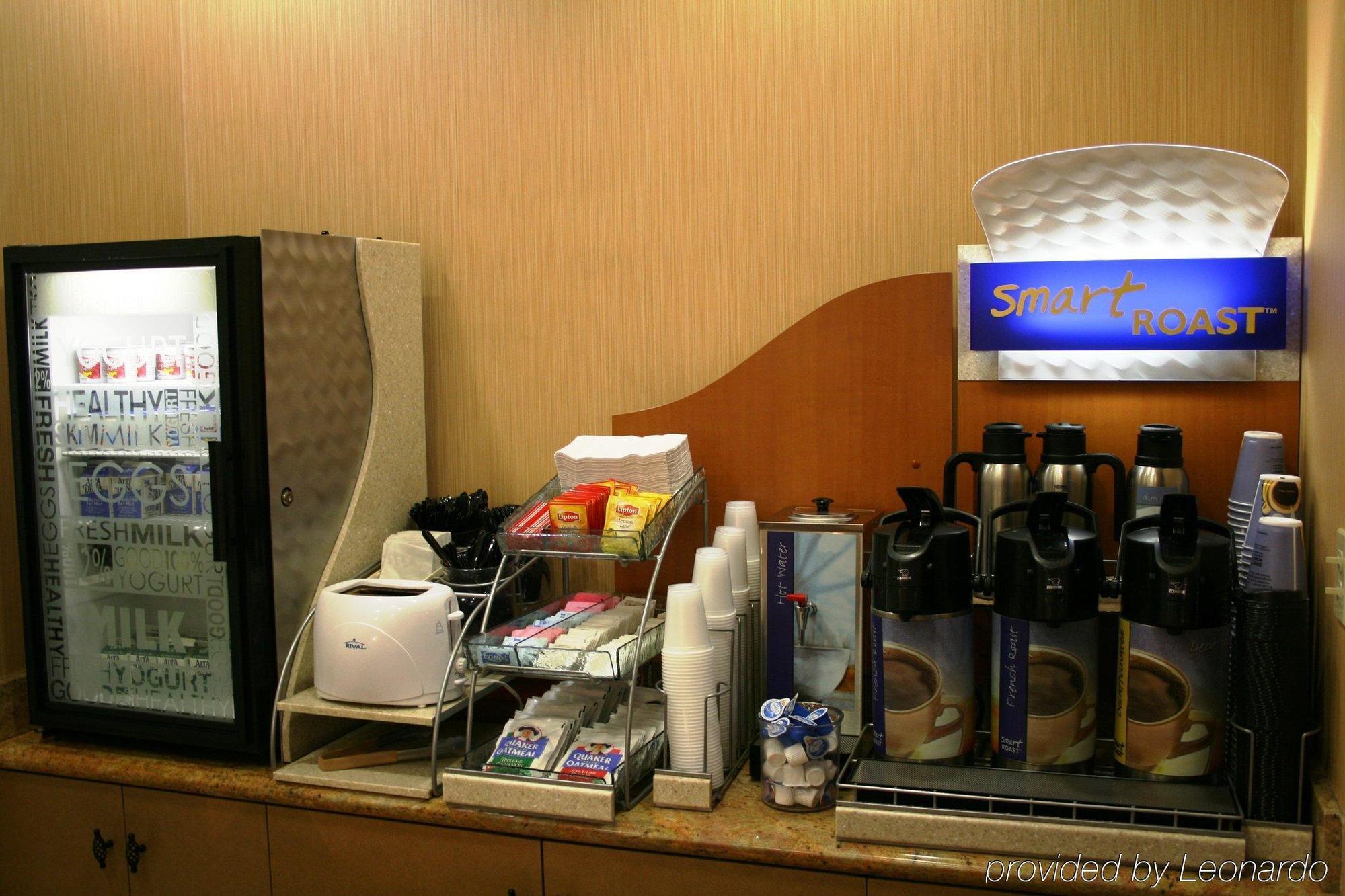 Holiday Inn Express West Los Angeles By Ihg Restaurante foto
