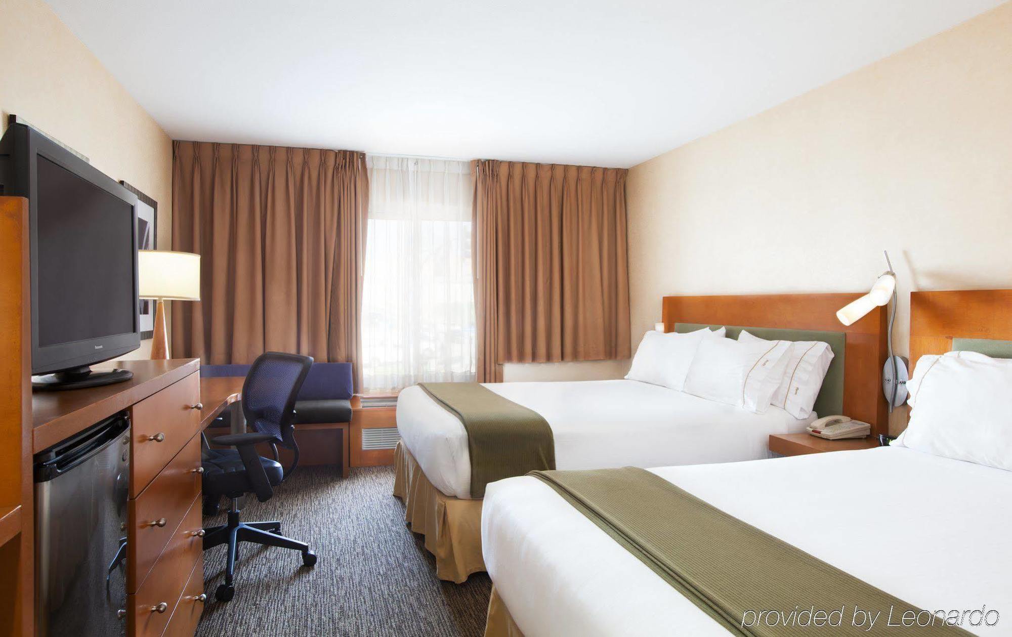 Holiday Inn Express West Los Angeles By Ihg Exterior foto