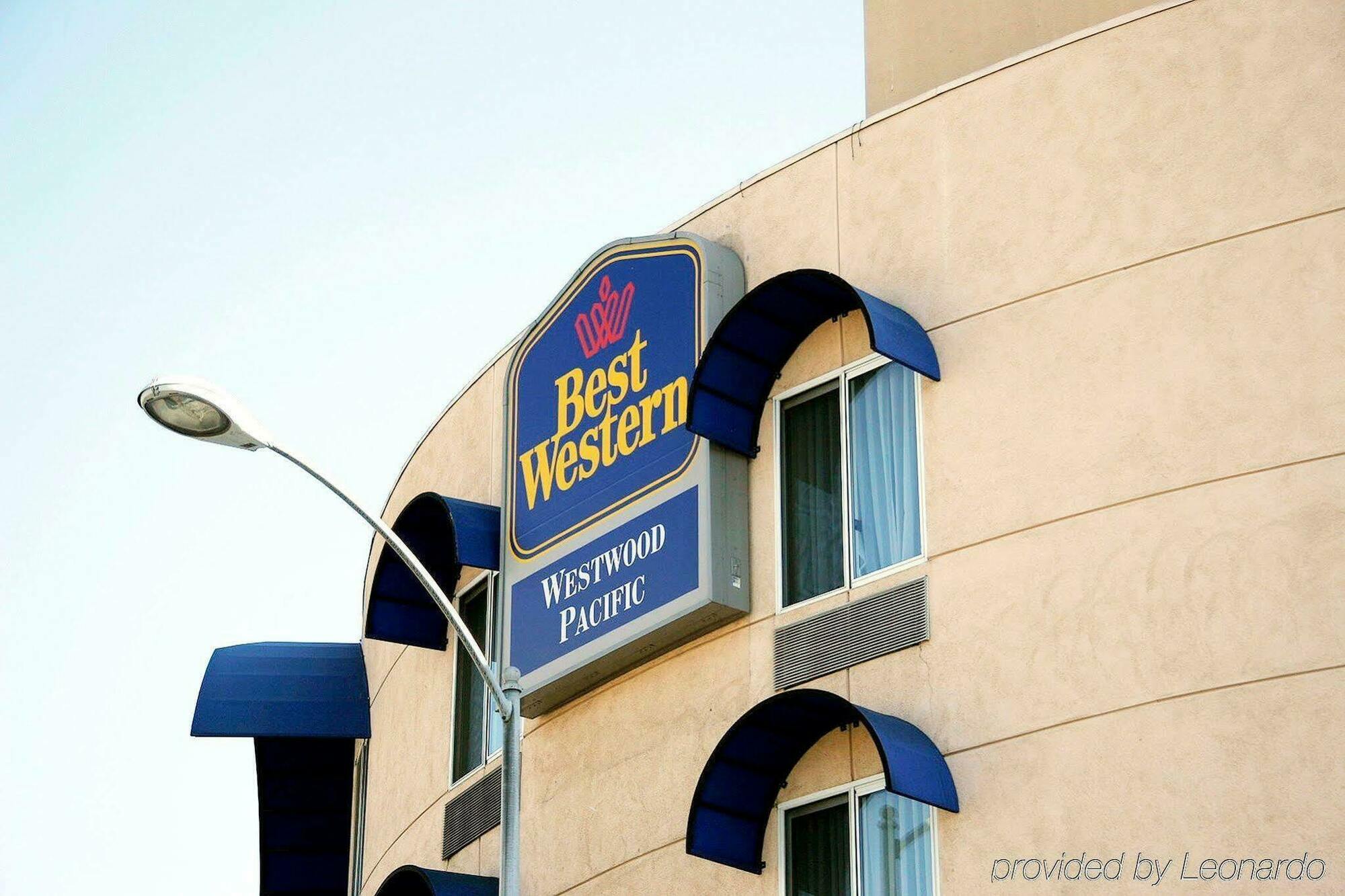 Holiday Inn Express West Los Angeles By Ihg Exterior foto