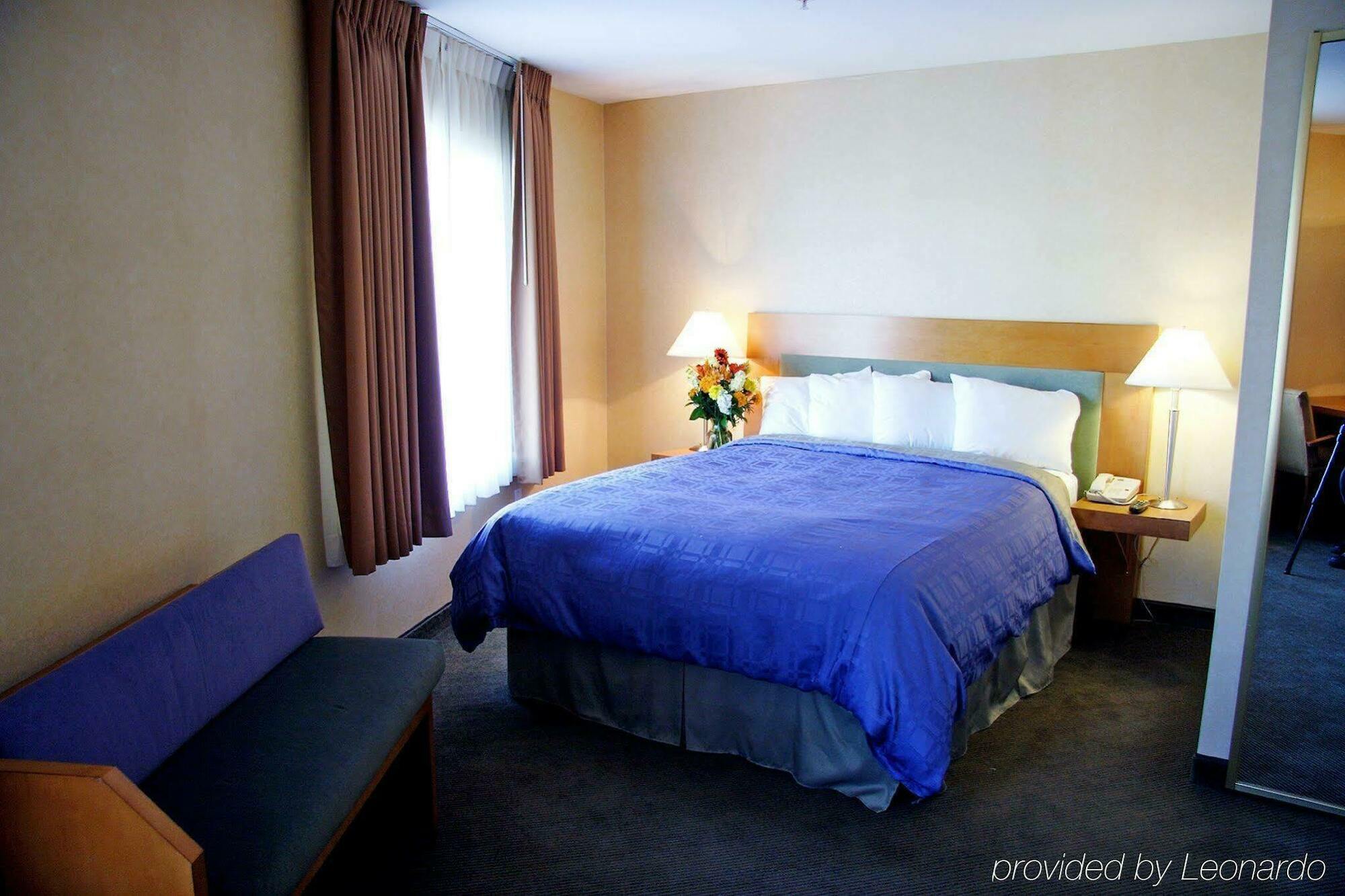 Holiday Inn Express West Los Angeles By Ihg Exterior foto